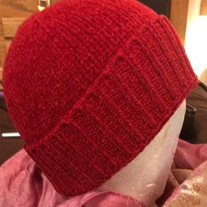 Bennie Stretch Cap, wool but washable, NWOT, warm.